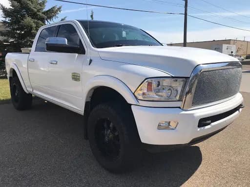 Gloss White Gold Sparkle